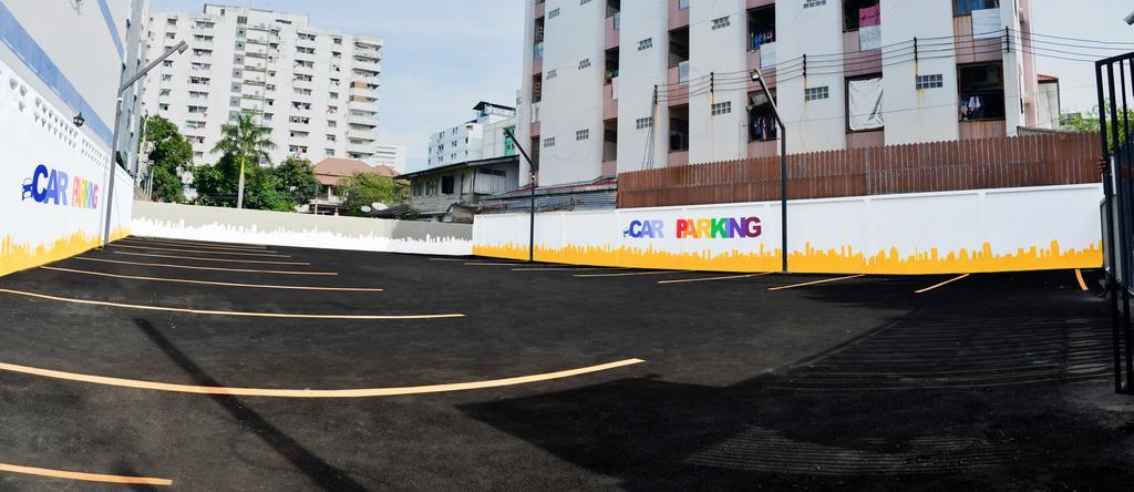 A18 Hotell Nonthaburi Eksteriør bilde