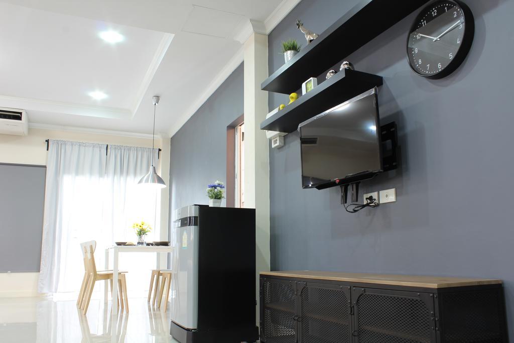 A18 Hotell Nonthaburi Eksteriør bilde